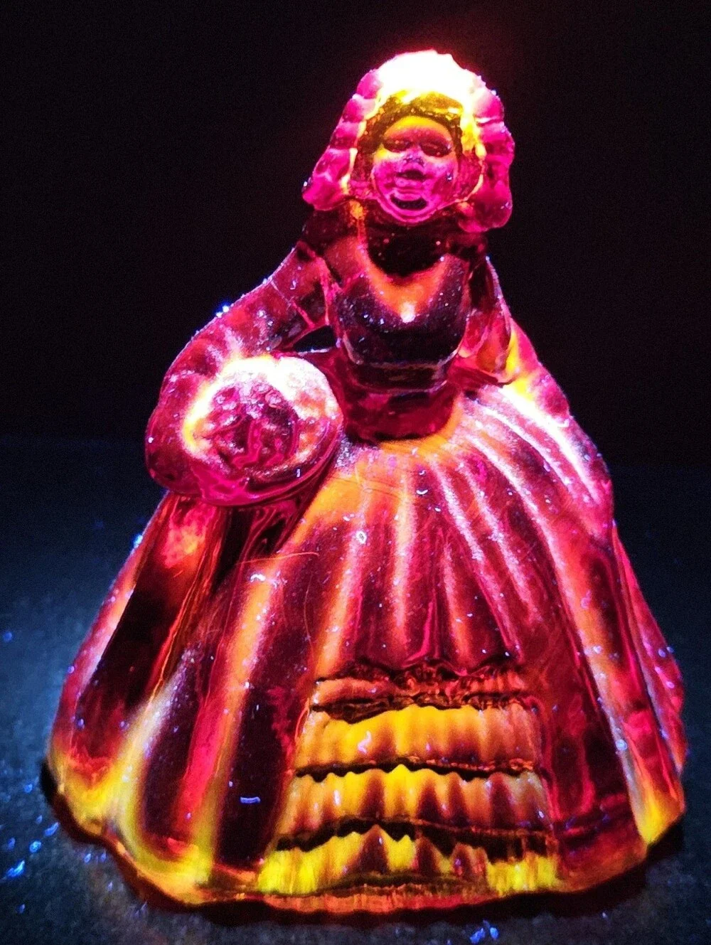 Boyds Lady Elizabeth Amberina Glass made with Colloidal Gold Whimsical Fairy